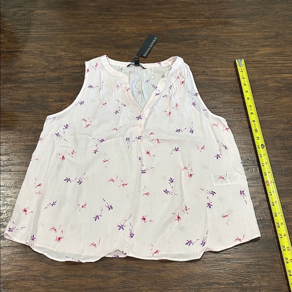 Banana Republic Pink & Purple Sleeveless V-Neck Top Size S - Picture 8 of 9